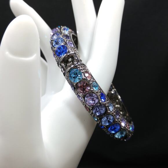 Vintage 1990s Rainbow Rhinestone Bracelet Hinged Magnetic Clasp 7.75" Statement - Picture 3 of 9